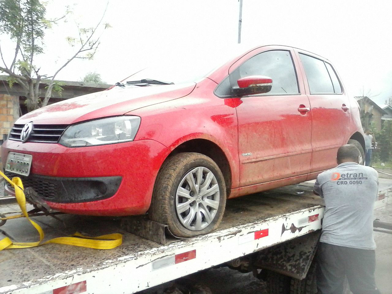 Carro recuperado pela Brigada Militar estava em ocorrência de roubo | Foto: 24º BPM / Divulgação / OA