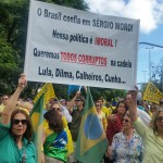 DI_manifestacao-contra-a-presidenta-Dilma-Rousseff-em-Porto-Alegre_001