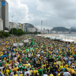 Manifestação em Copacabana, no Rio