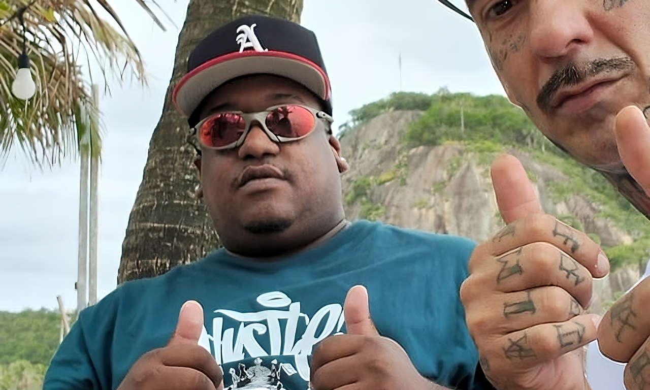 Rapper alvoradense CoutMr grava três clipes no RJ em parceria com o Cartel MCs