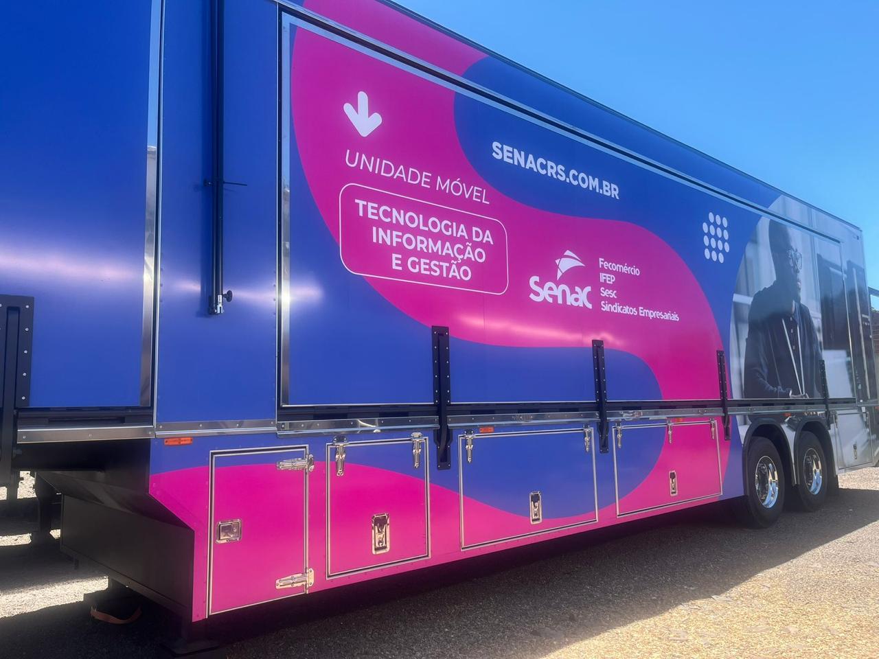 Senac-RS inaugura unidade móvel e amplia acesso à qualificação profissional