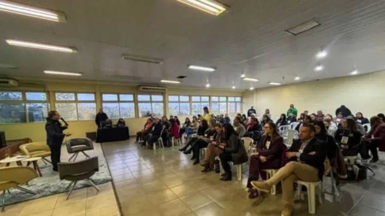 Seminário reúne especialistas e fortalece debate sobre políticas públicas para a causa animal em Alvorada