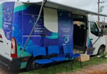 Unidade móvel da Corsan realiza atendimento no bairro Bela Vista